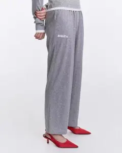 Bibiy.2025AW完売品BSTARRYPANTSブラック カジュアルパンツ 公式Bibiy.2025AW BSTARRYPANTSブラック カジュアルパンツ - メルカリ