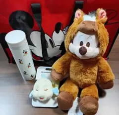 ディズニー福袋　ミッキーぬいぐるみ干支 　ステンレスボトル　リストバンドタオル