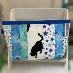 パッチワークキルトポーチ・ハンドメイドポーチ・大きめポーチ・ネコポーチ・ブルー系