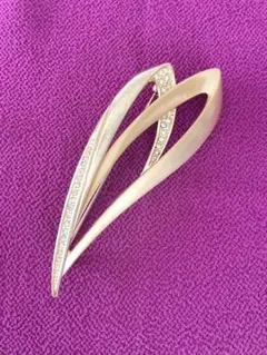 ブローチ　流線型デザイン　クリスタル付きブローチ　ビンテージブローチ