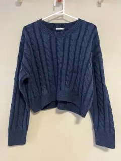 GU ネイビー ケーブル編み 長袖セーター
