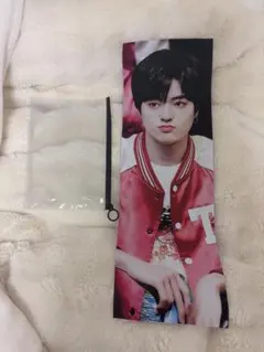 Item thumbnail for item 5e85a81e-4125-4d89-88c0-1641944129ed