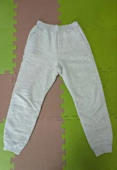 ユニクロ　ボアスエットパンツ140