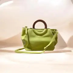 ライムグリーン ハンドバッグ ウッドハンドル