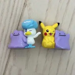 びっくらたまご ポケットモンスター　メタモンといっしょ！　ピカチュウ　クワッス