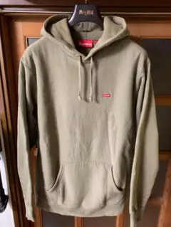 平成フラミンゴNICO着用 Supreme スモールボックスロゴ パーカー
