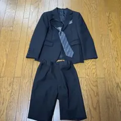 120cm ブラックスーツ ストライプネクタイ付き