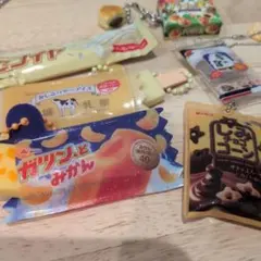 ガチャガチャミニチュアお菓子 キーホルダー 5点セットのサムネイル