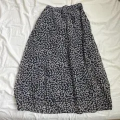 花柄 ロングスカート ネイビー Mサイズのサムネイル