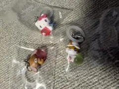 【未開封】サンリオ　めじるし　エモきゅん2 キティくろうさコロコロクリリン　3個