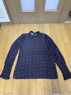 ZARA WOMAN 幾何学模様 長袖ブラウス