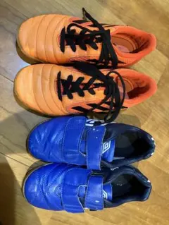 子ども用 adidas フットサルシューズ + umbro フットサルシューズ