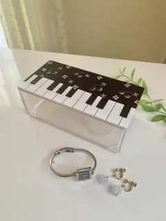 ピアノ好きな方にぴったり♡ピアノ鍵盤模様の小物入れ