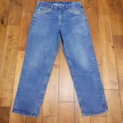 Item thumbnail for item 1ce7fc10-2cc4-4f02-8332-a45082c729d2