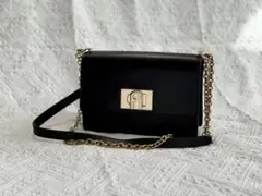 フルラブラックレザーショルダーバッグ