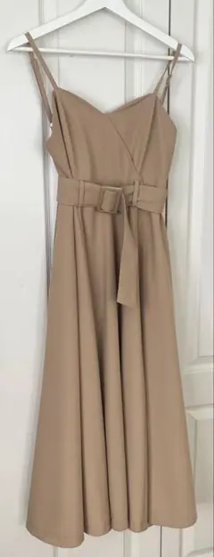 ベージュ キャミワンピース ロングワンピース　ノエラ　Noela