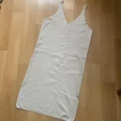 ニットキャミワンピース　グレー