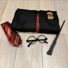 ハリーポッター　ローブ　杖付き　グリフィンドール Lのサムネイル