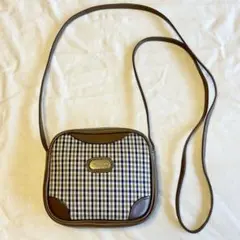 かわいい♡チェックのポシェット　アクアスキュータム　ショルダーバッグ　サコッシュ