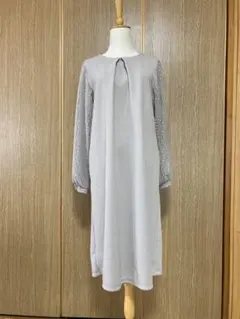 大人可愛いワンピース　グレージュ　レディースLサイズ
