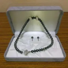 アコヤ養殖真珠 黒真珠 ネックレス＆イヤリング セット 鹿島商事のお品