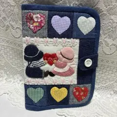 パッチワーク ＊マルチケース＊スーちゃんとビリー君のアップリケ＊お薬手帳ケース