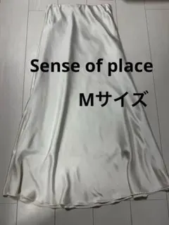 sense of place ホワイト フレアスカート サテン風　Mサイズ