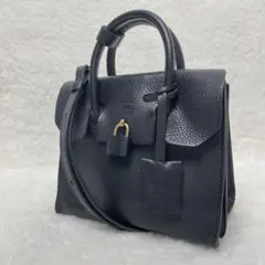 大型【IL BISONTE】2wayバッグ トートバッグ ロゴ型押し 黒色 - メルカリ