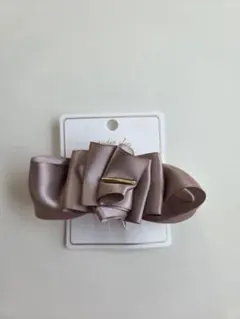 リボン型　 ヘアクリップ 薄いピンク