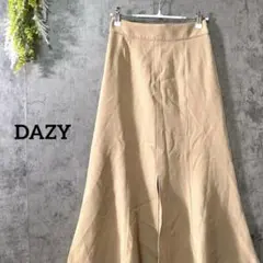 デイジー　フレアスカート　ロングスカート　裏地付き　綺麗め　シンプル　ベージュ