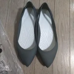 crocs グレー フラットシューズ シエナ　sienna us7 uk5