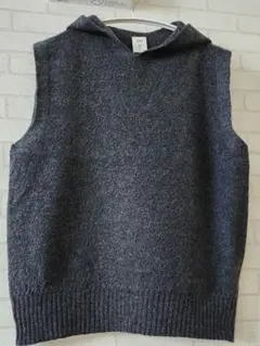 SO ブークレニット フード付きベスト ダークグレー