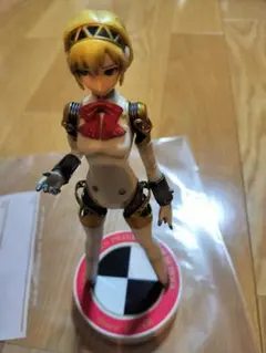 ペルソナ3　アイギス　フィギュア