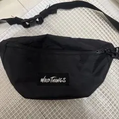 WILD THINGS ブラック ボディバッグ