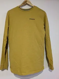Patagonia パタゴニア 長袖Tシャツ マスタード