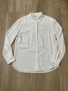 ユニクロ　レーヨンブラウス　シャツ　XS