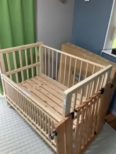 引き取りもしくは近場なら無料配送します　familiar ベビーベッド 引き取りもしくは近場なら配送します familiar ベビーベッド