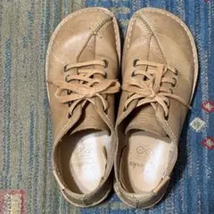 Clarks 本革 ベージュ レースアップシューズ