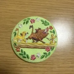 ディズニー刺繍缶バッジ