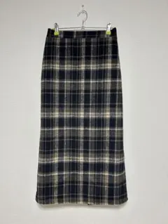 チェック柄ナロースカート