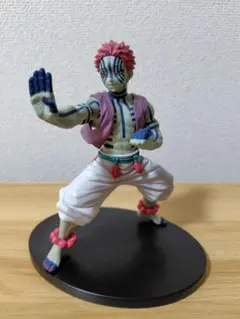 鬼滅の刃　猗窩座　フィギュア