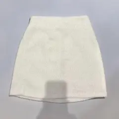 ホワイト タイトスカート テクスチャー仕上げ