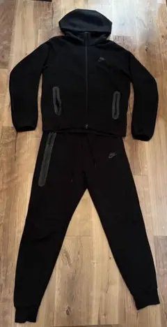 Nike ナイキ テックフリース 黒 ブラック