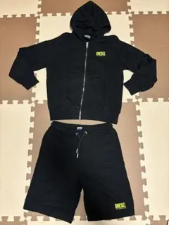 DIESEL フード付きジップパーカーとショートパンツセット