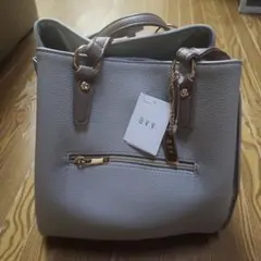 新品★a.v.v ショルダーバッグ ★