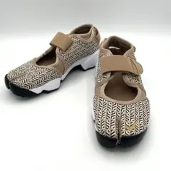 ☆未使用級☆ NIKE AIR RIFT 23cm 幾何学 足袋型 限定カラー