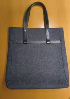 Item thumbnail for item 7b557873-9998-430f-b8a7-78473fde78b3