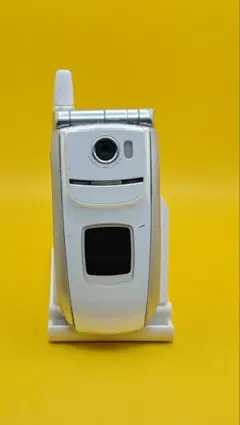 F505i GPS シルバー 携帯電話 本体 - メルカリ
