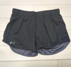 アンダーアーマー　リバーシブル　ショートパンツ