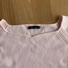 ハートネックのリブ編みピンクニット長袖